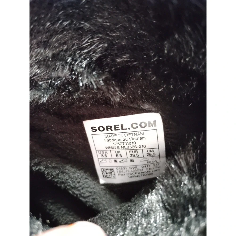 Sorel Women 8.5 Slimpack II Black Suede Red Plaid Fur Lined Waterproof Duck Boot